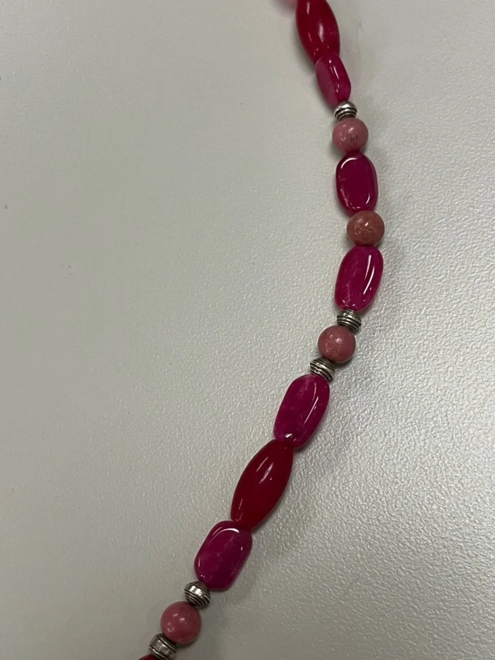 Source Unknown Pink Beaded Necklace with Silver Heart Pendant